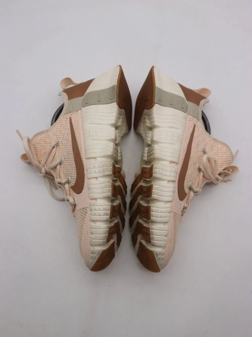 Nike Free Metcon 3 Women’s 9.5 Guava Ice Metallic Red Bronze sneakers CJ6314-892